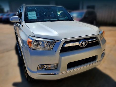 Used 2012 Toyota 4Runner SR5 w/ Premium Pkg AWD/4WD image 16