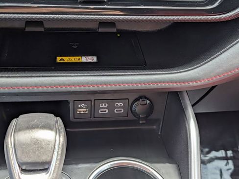 Used 2024 Toyota Highlander XSE image 17