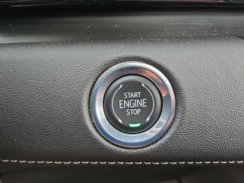 Certified 2023 Cadillac Escalade ESV Premium Luxury image 22