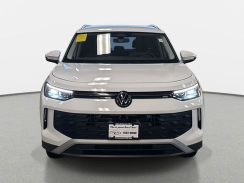 New 2026 Volkswagen Tiguan S image 2