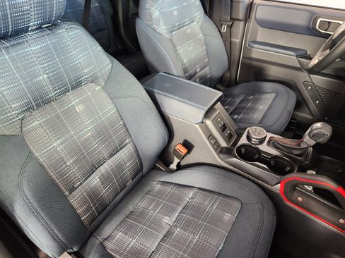 New 2026 Ford Bronco Heritage Edition image 10