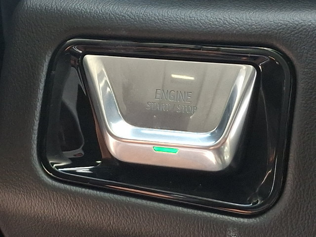 Used 2026 GMC Yukon AT4 AWD/4WD image 17