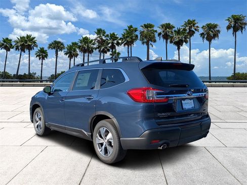 Certified 2025 Subaru Ascent Premium image 5