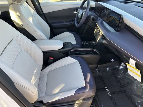 New 2026 Nissan Leaf Platinum+ w/ Cargo Package (Platinum+) image 9