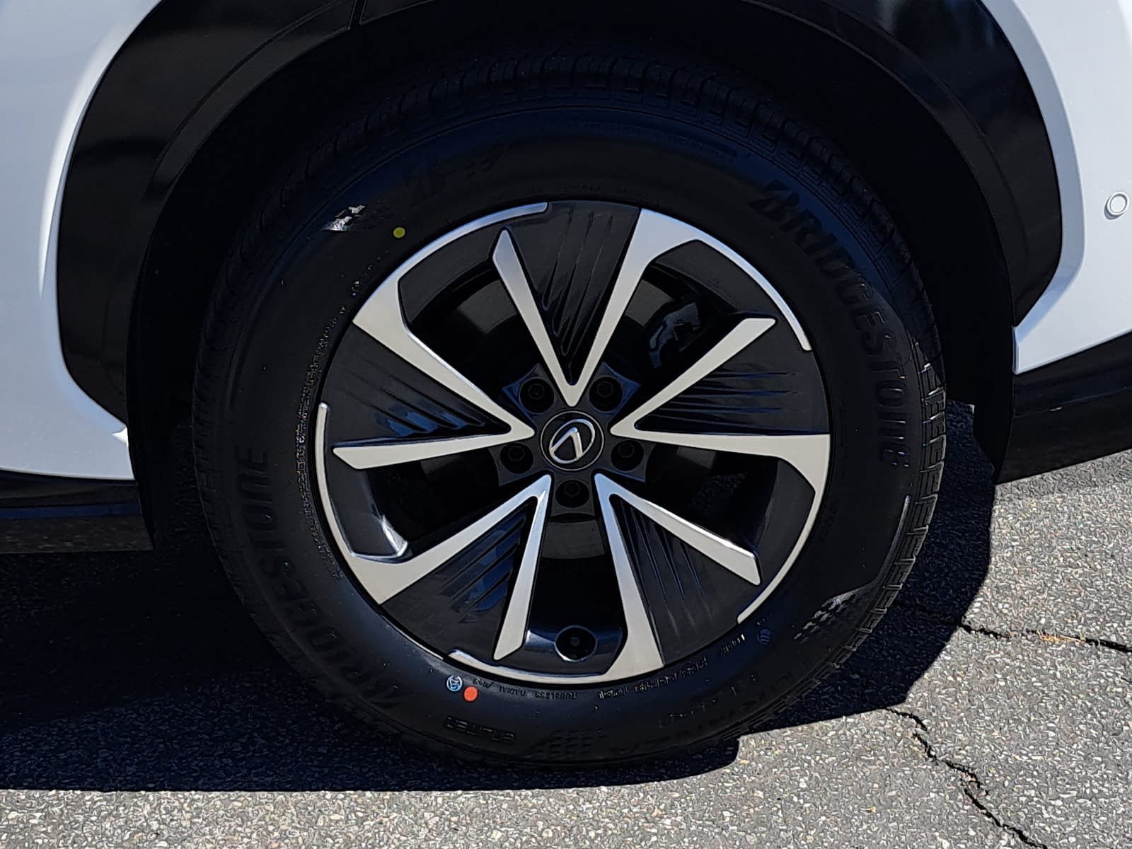 Used 2023 Lexus RZ 450e Premium w/ Technology Package AWD/4WD image 37