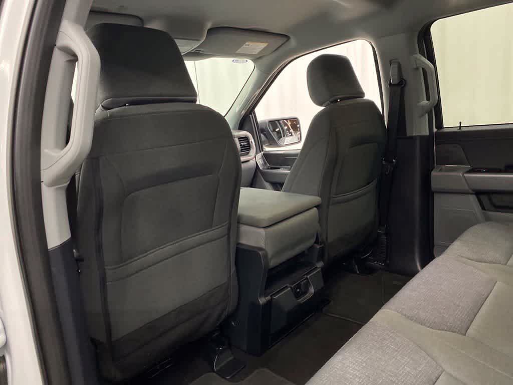 Used 2025 Ford F150 XLT AWD/4WD image 15