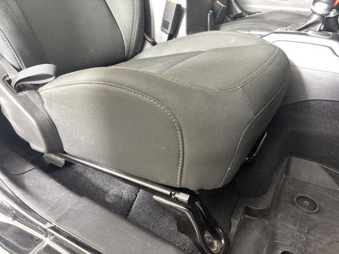 Used 2019 Jeep Wrangler Unlimited Sport AWD/4WD image 23