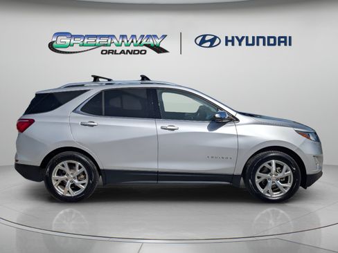 Used 2020 Chevrolet Equinox Premier AWD/4WD image 9