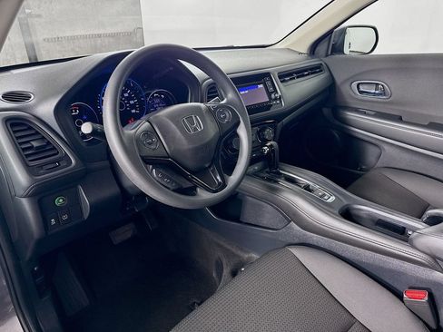 Certified 2019 Honda HR-V LX image 7