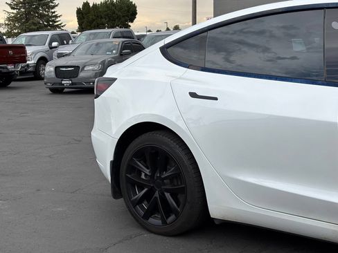 Used 2023 Tesla Model 3 Long Range AWD/4WD image 3