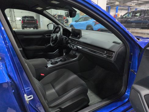 Used 2022 Honda Civic Sport image 12