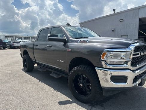 Used 2022 RAM 2500 Tradesman AWD/4WD image 7