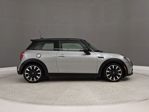 Used 2024 MINI Cooper S FWD image 8