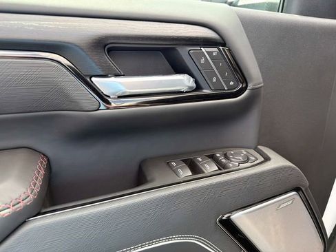 New 2026 GMC Sierra 2500 AT4X AWD/4WD image 17