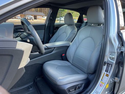 Used 2019 Toyota Avalon Limited image 20