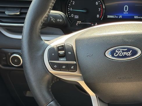 Used 2023 Ford Explorer XLT w/ Equipment Group 202A AWD/4WD image 24