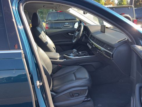 Used 2019 Audi Q7 3.0T Premium Plus AWD/4WD image 19
