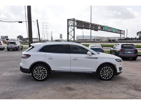 Used 2020 Lincoln Nautilus Reserve w/ Cargo Utility Package FWD image 8