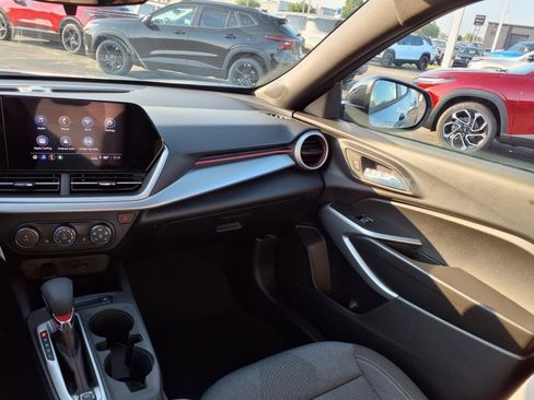 New 2025 Chevrolet Trax RS w/ Driver Confidence Package image 13