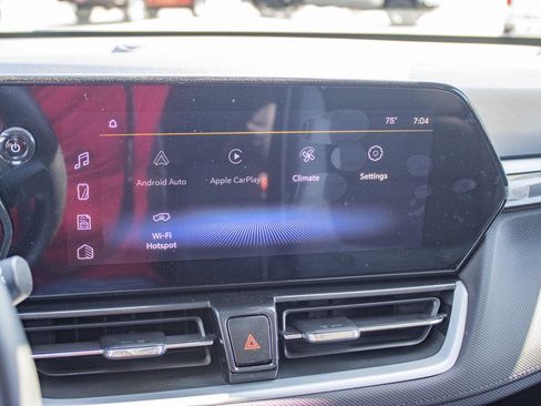 Used 2025 Chevrolet TrailBlazer LT w/ Convenience Package AWD/4WD image 39