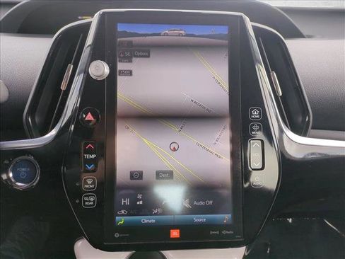 Used 2017 Toyota Prius Prime Advanced image 13