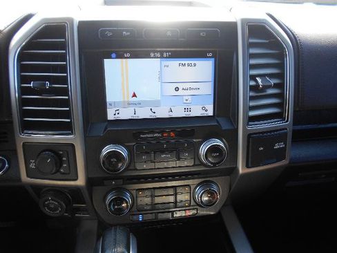 Certified 2017 Ford F150 Platinum w/ Equipment Group 701A Luxury AWD/4WD image 3