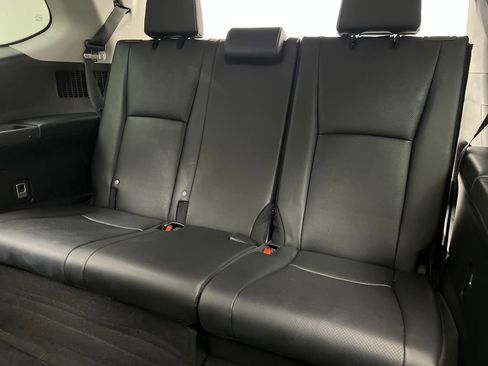 Used 2025 Toyota Grand Highlander AWD image 34