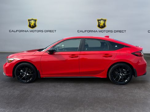 Used 2025 Honda Civic Sport image 2