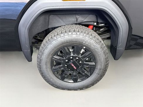New 2026 GMC Sierra 3500 AT4 w/ AT4 Premium Plus Package AWD/4WD image 26