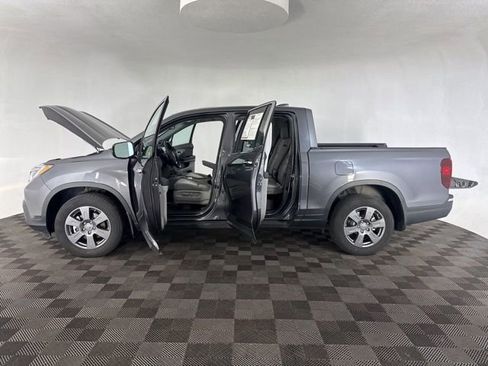 Used 2020 Honda Ridgeline RTL-E image 11