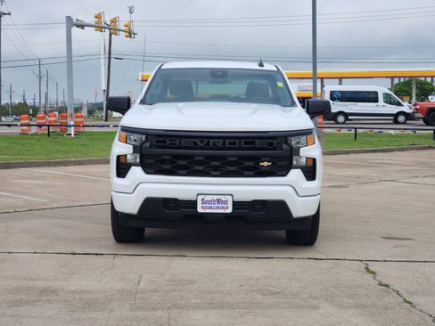 Used 2025 Chevrolet Silverado 1500 Custom image 6