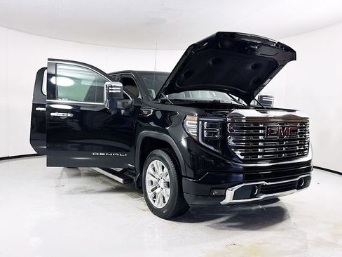 Used 2024 GMC Sierra 1500 Denali w/ Technology Package AWD/4WD image 29