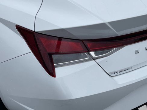 Used 2023 Hyundai Elantra SEL image 10