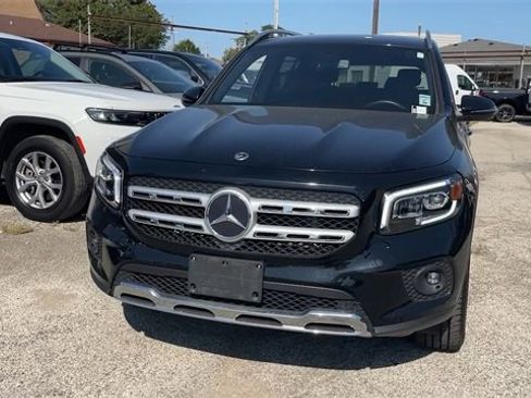 Used 2023 Mercedes-Benz GLB 250 4MATIC image 8