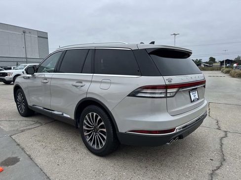 Used 2022 Lincoln Aviator Reserve image 4