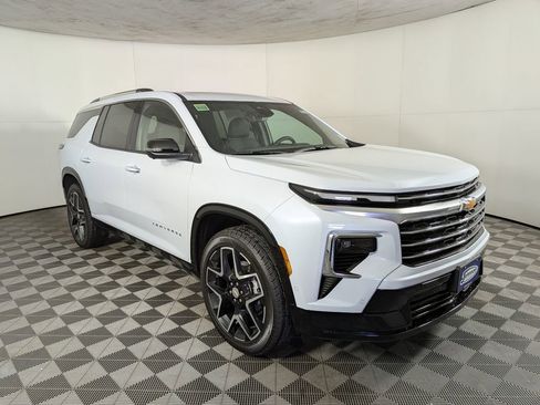 New 2026 Chevrolet Traverse High Country image 5