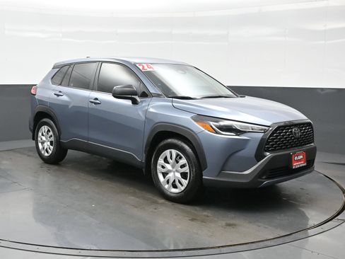 Used 2024 Toyota Corolla Cross L FWD image 8