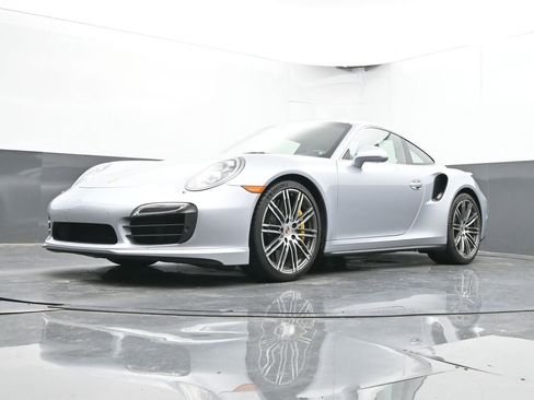 Used 2014 Porsche 911 Turbo S w/ Light Design Package AWD/4WD image 42