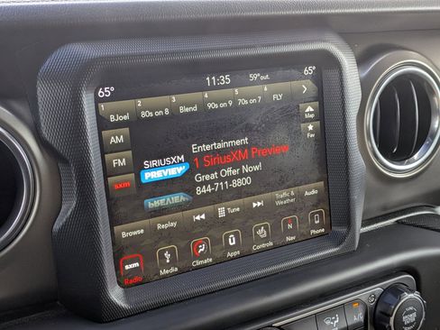 Used 2019 Jeep Wrangler Unlimited Rubicon image 12