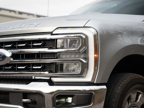 Certified 2024 Ford F350 Lariat w/ Lariat Ultimate Package image 5