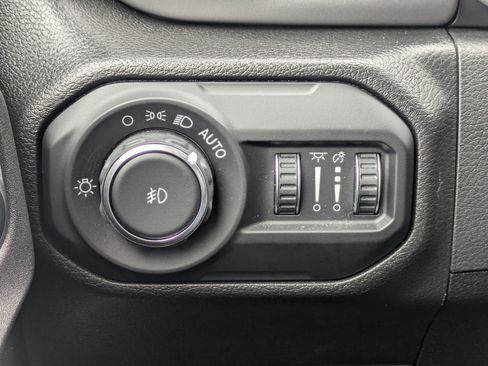 Used 2022 Jeep Wrangler Unlimited Rubicon w/ Xtreme Recon 35" Tire Package image 19