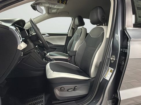 New 2026 Volkswagen Taos SE AWD/4WD image 17