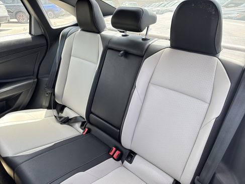 Used 2020 Volkswagen Jetta R-Line FWD image 11