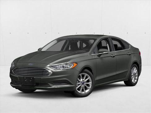 Used 2017 Ford Fusion SE w/ Fusion SE Technology Package FWD image 1