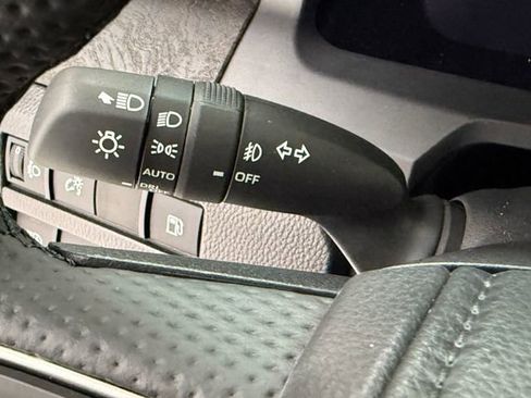 New 2026 Toyota Tacoma Limited AWD/4WD image 15