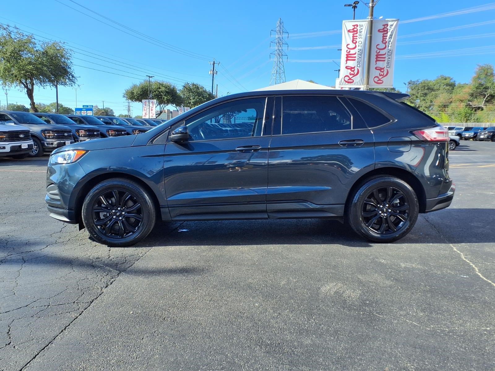 Certified 2023 Ford Edge SE w/ Black Appearance Package AWD/4WD image 8