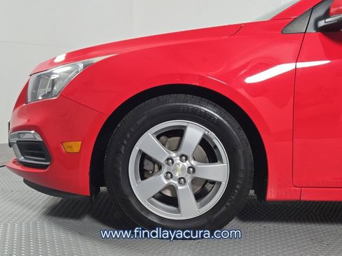 Used 2016 Chevrolet Cruze LT FWD image 11