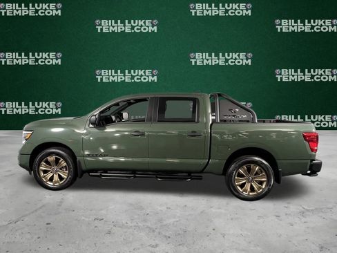 Used 2024 Nissan Titan SV w/ SV Bronze Edition Package image 10