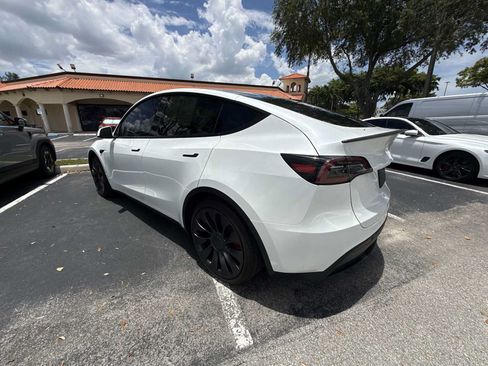 Used 2025 Tesla Model Y Performance AWD/4WD image 7