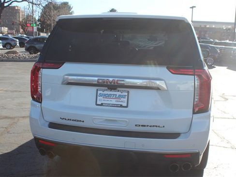 Used 2024 GMC Yukon XL Denali w/ Denali Reserve Package image 13